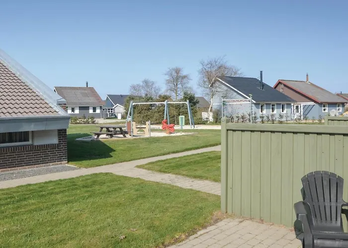 Σπίτι διακοπών In With Kitchen Hemmet